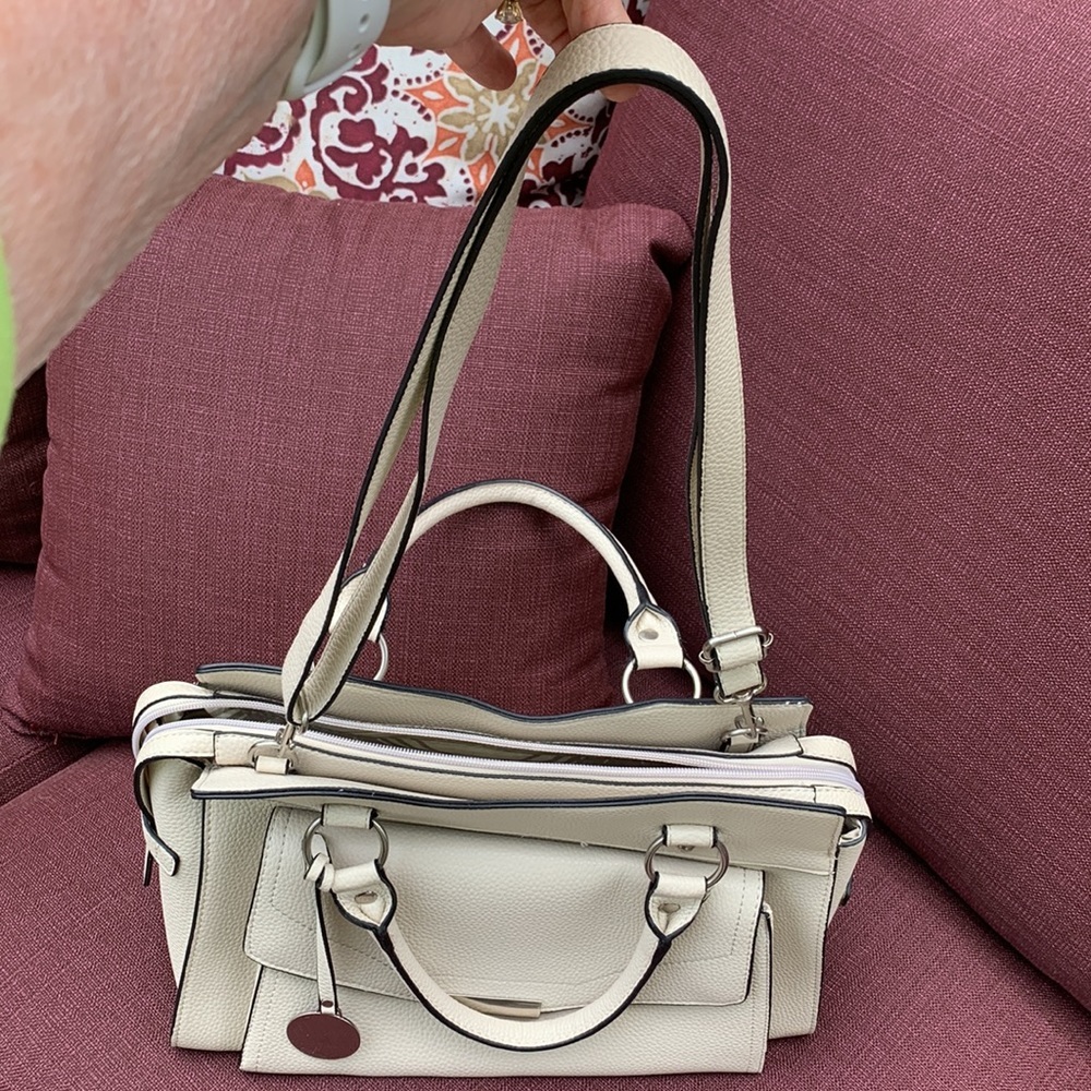 London Fog Andre SA Handbag/Shoulder Bag - Picture 16 of 16